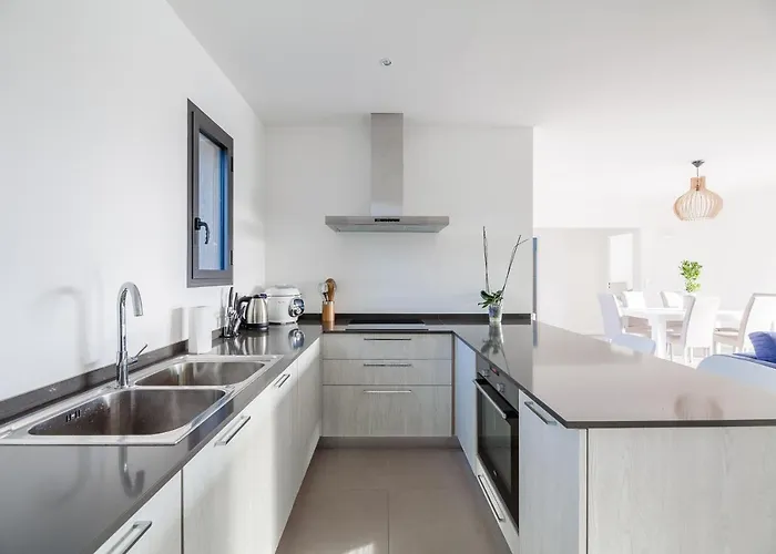 וילה Di Sogni - D'archi, 8 Pax, Pisc Chauffee *