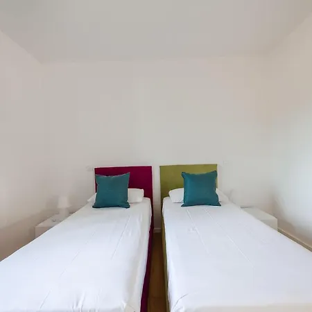 Di Sogni - D'archi, 8 Pax, Pisc Chauffee