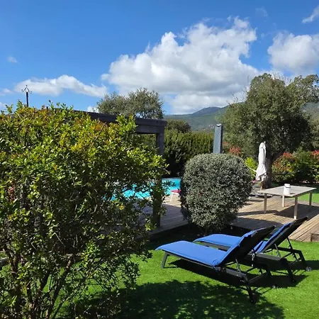 Di Sogni - D'archi, 8 Pax, Pisc Chauffee Villa Gialla