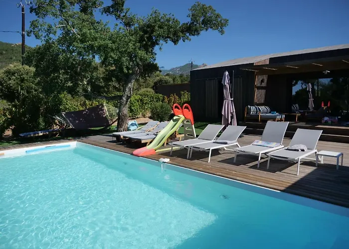 Villa Di Sogni - D'archi, 8 Pax, Pisc Chauffee