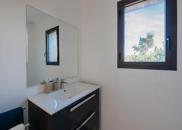 Villa Di Sogni - D'archi, 8 Pax, Pisc Chauffee